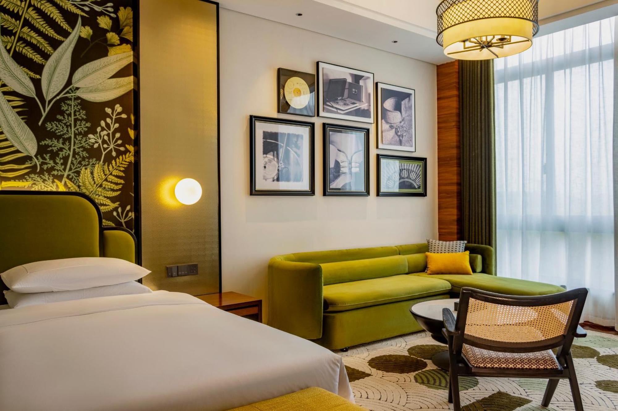 Fondney Necc Hongqiao Airport T2 Hotel