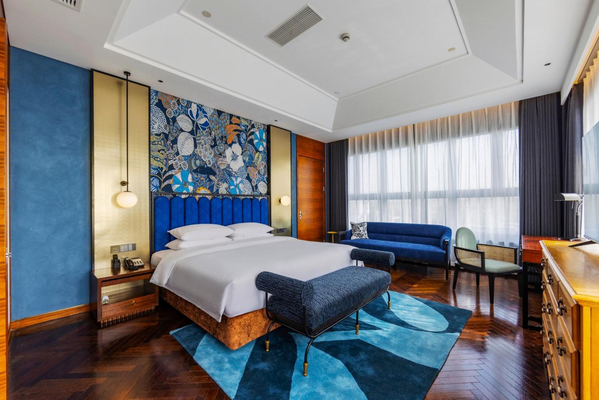 Fondney Necc Hongqiao Airport T2 Hotel