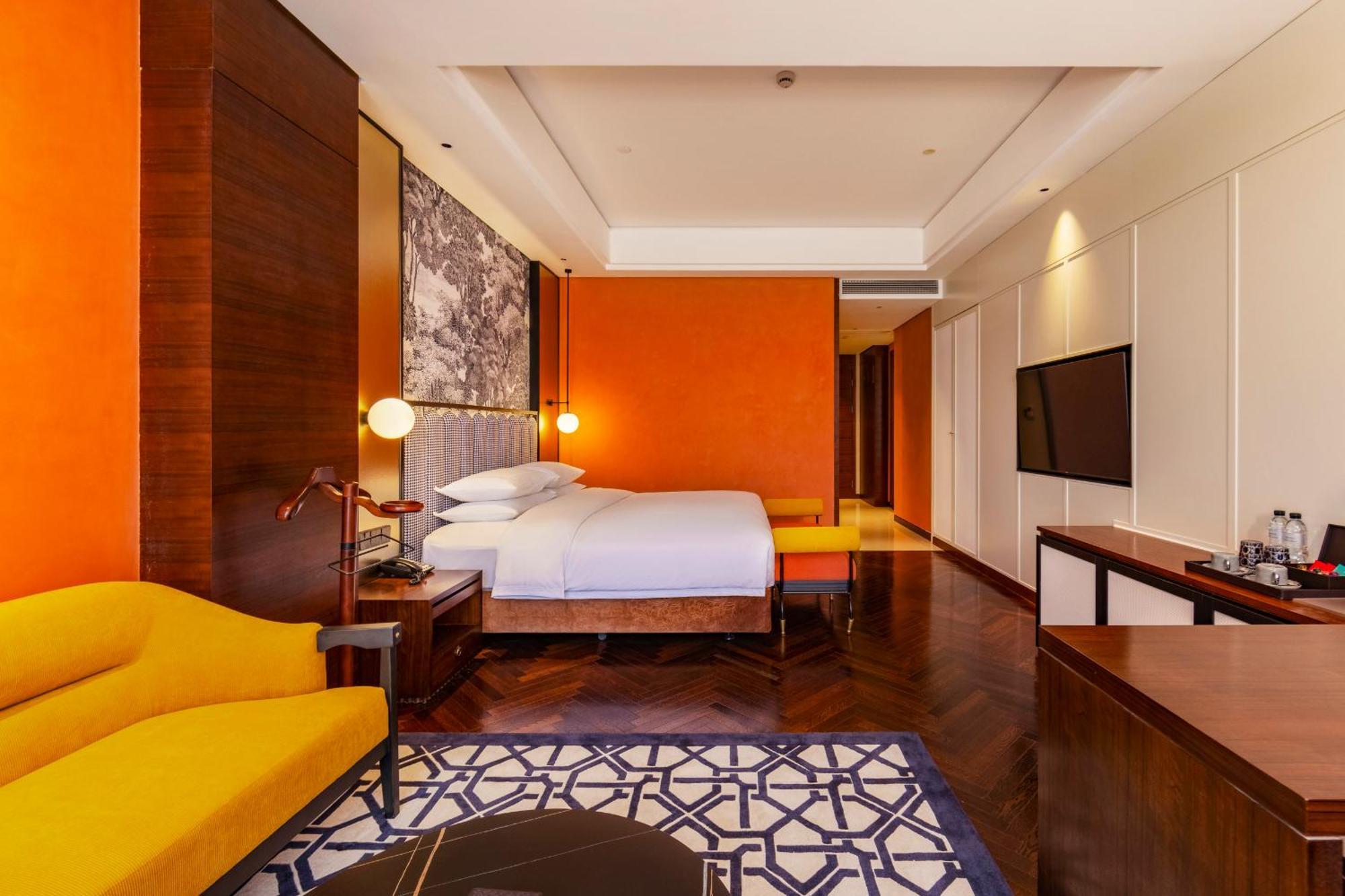 Hotel Fondney Necc Hongqiao Airport T2 5*