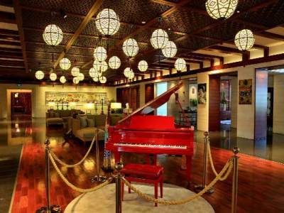 Fondney Necc Hongqiao Airport T2 Hotel 5*